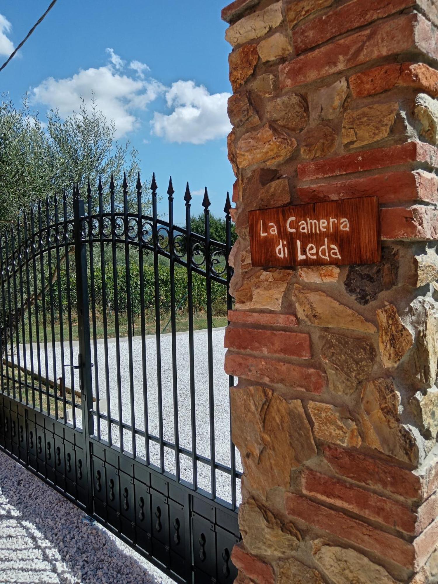 Casale - La Camera Di Leda Lamporecchio Esterno foto