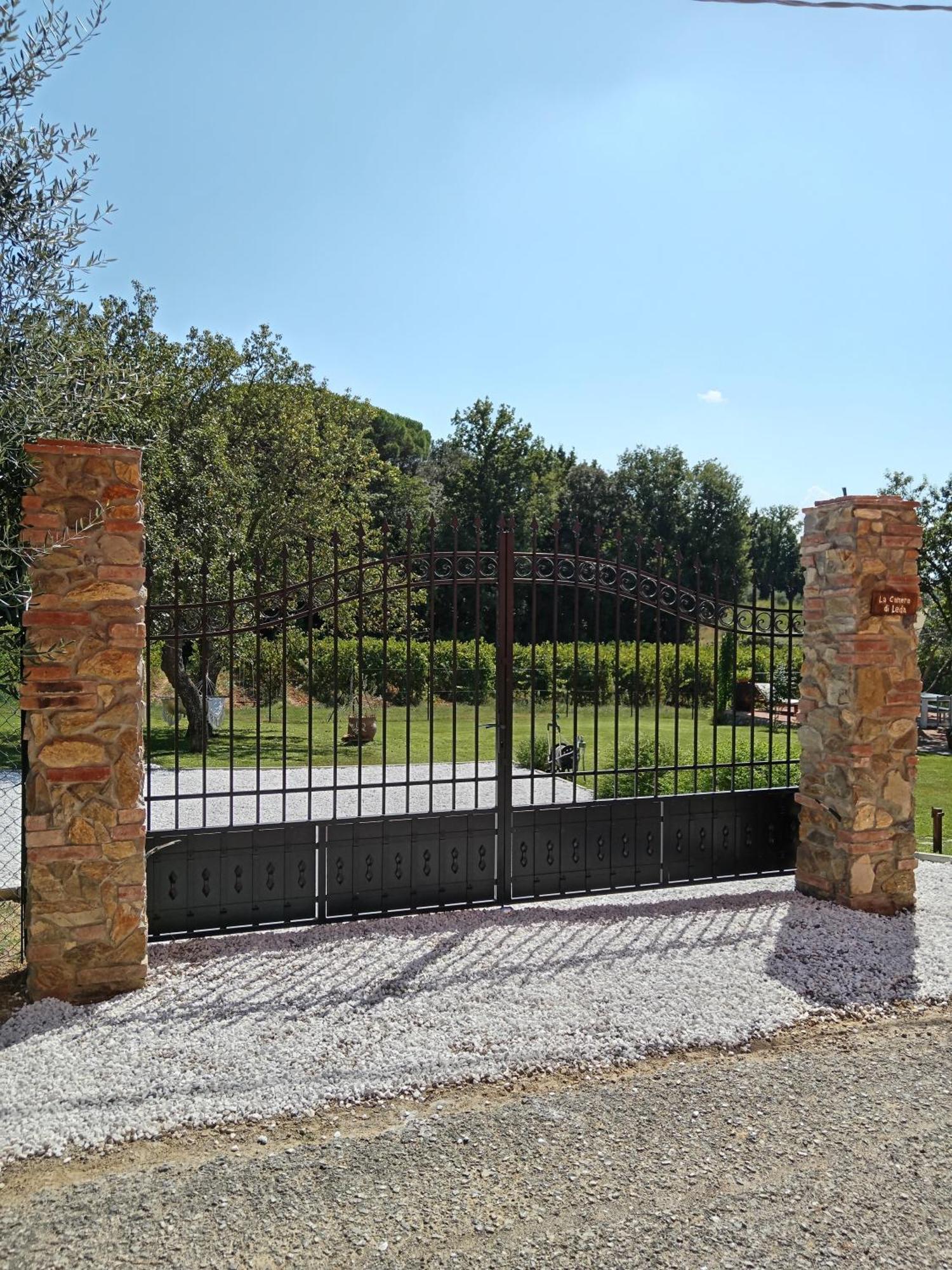 Casale - La Camera Di Leda Lamporecchio Esterno foto
